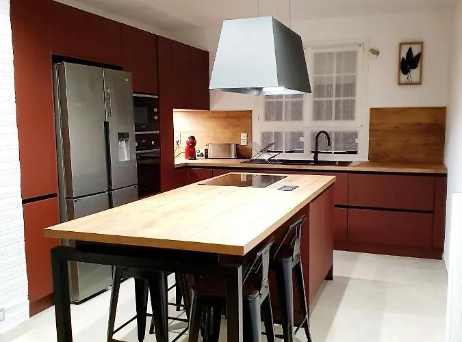 Gite De La Valleuse, Capacite 12 Personnes, Ideal Pour Une Grande Famille